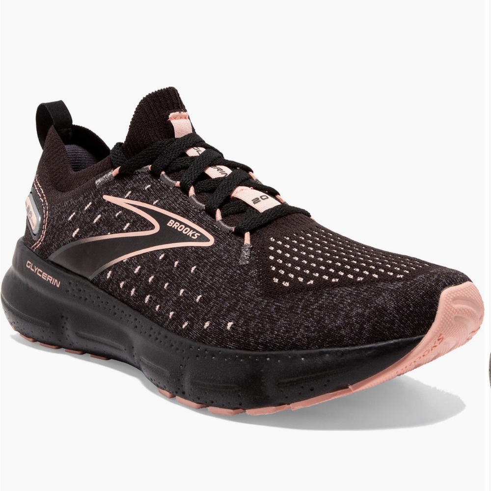 Brooks Glycerin StealthFit 20 Running Shoes — Women’s 10B (Black/Pearl/Peach)